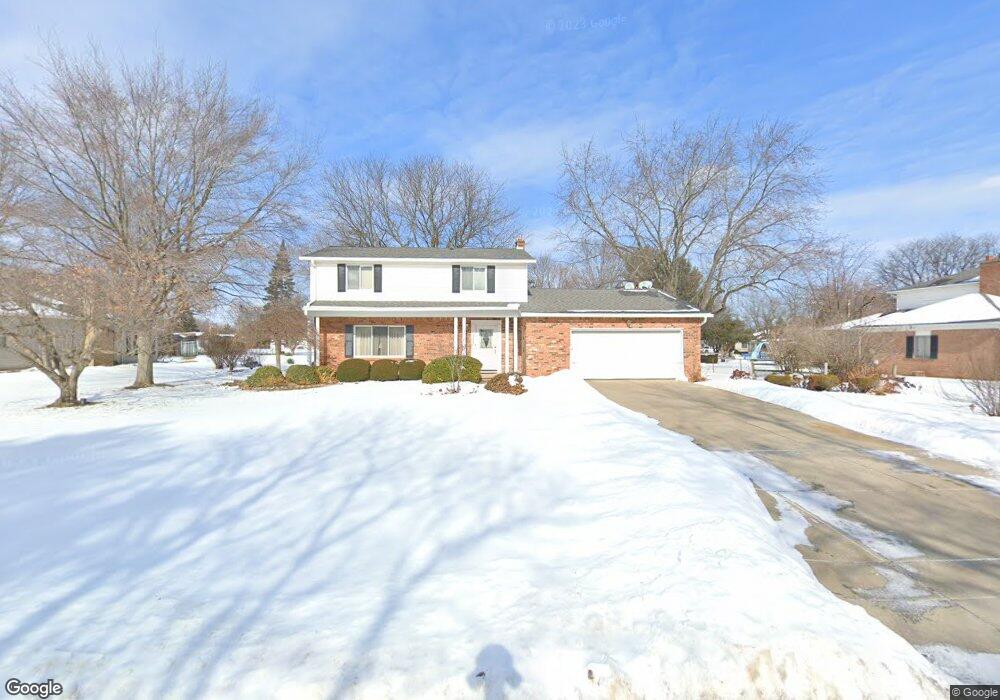 2106 Chevy Chase Dr, Davison, MI 48423 - photo 1