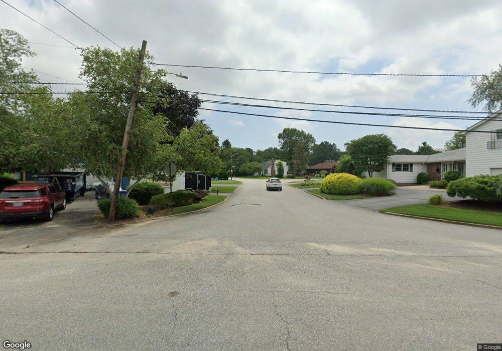 222 Sweetbriar Dr, Cranston, RI 02920 - photo 1