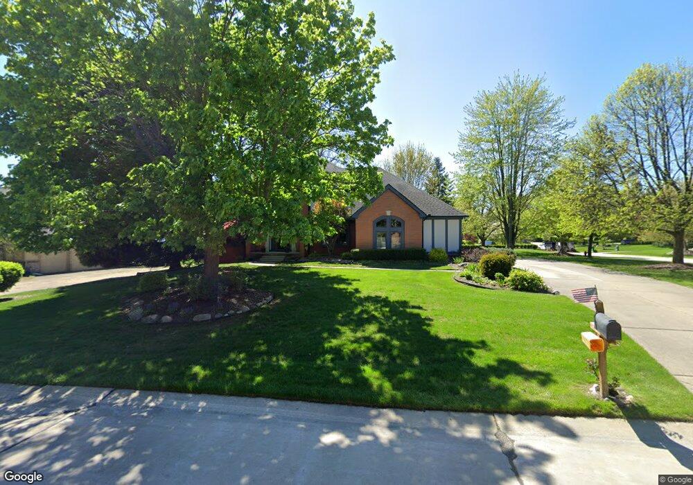 2798 Bloomfield Crossing, Bloomfield Hills, MI 48304 - photo 1