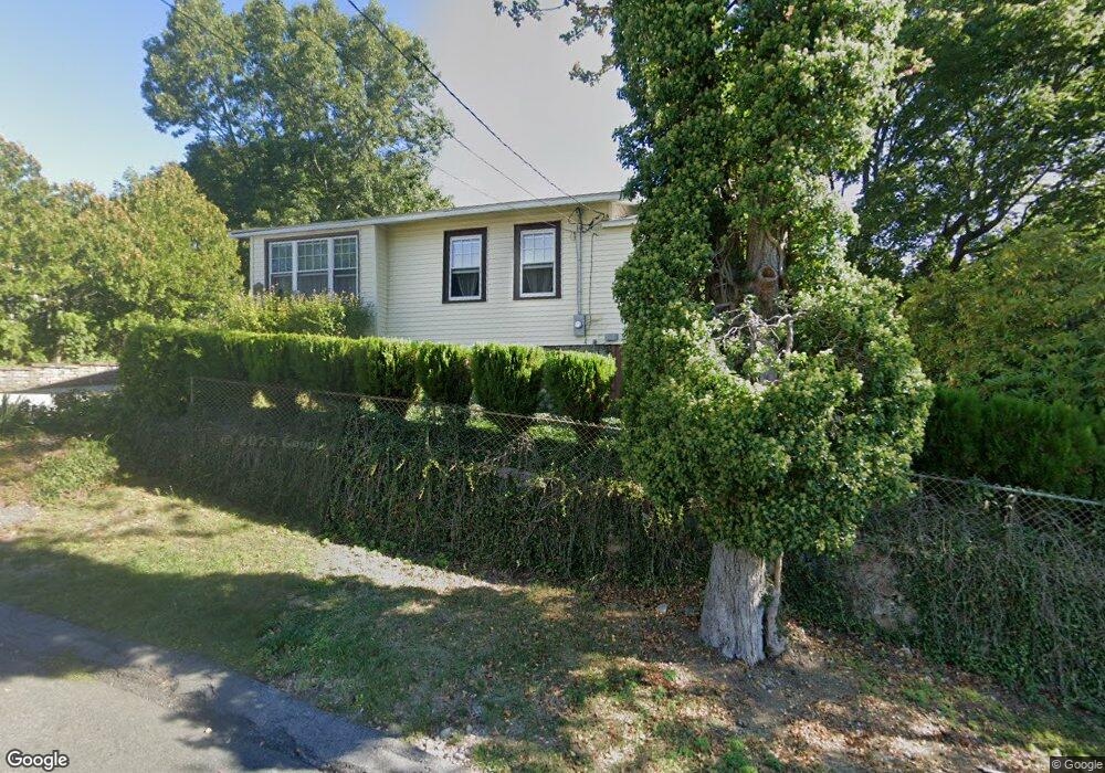 38 Pine Ridge Rd, East Weymouth, MA 02189 - photo 1