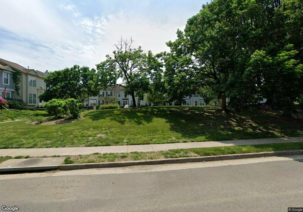 7221 Stover Dr, Alexandria, VA 22306 - photo 1