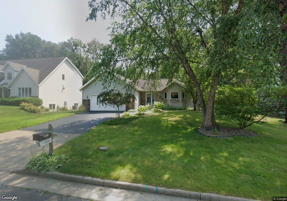 3313 Leslie Ln, Eau Claire, WI 54703 - photo 1