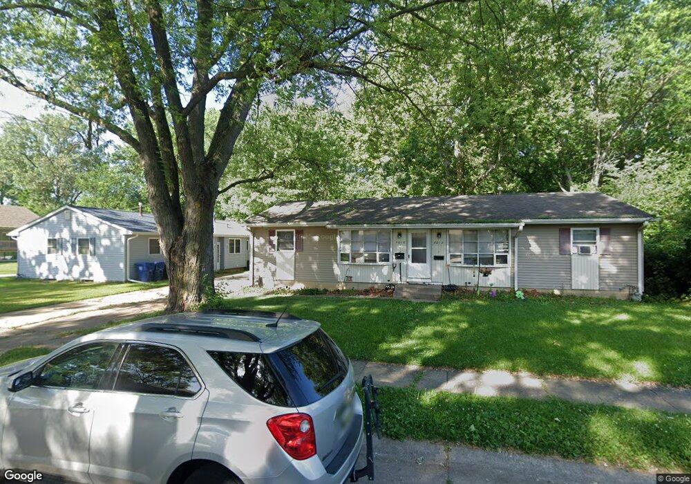 4010 N Linwood Ave, Davenport, IA 52806 - photo 1