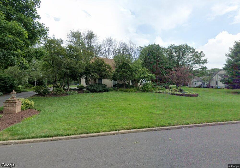 520 Pin Oak Dr, Langhorne, PA 19047 - photo 1