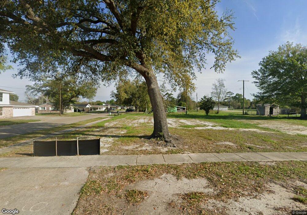 3201 S General Wainwright Dr, Lake Charles, LA 70615 - photo 1