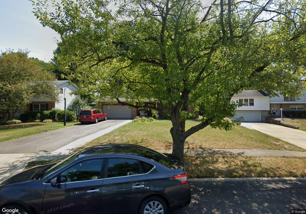 494 Heatherhill Rd, Columbus, OH 43213 - photo 1