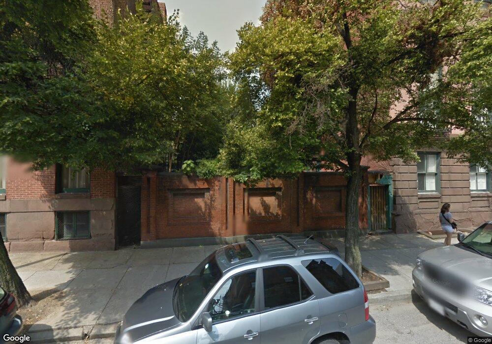 812 Cathedral St unit 4, Baltimore, MD 21201 - photo 1