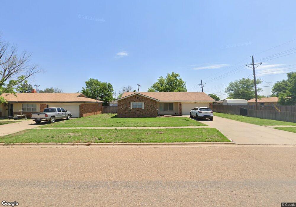 3103 W 20th St, Plainview, TX 79072 - photo 1