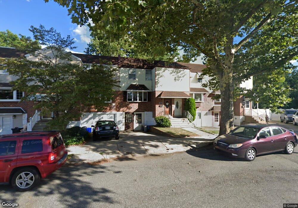 4427 Crossland Rd, Philadelphia, PA 19154 - photo 1