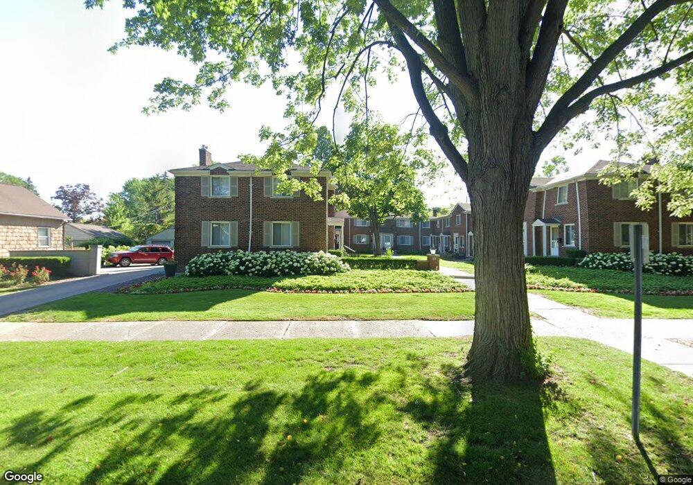 830 St Clair St, Grosse Pointe, MI 48230 - photo 1