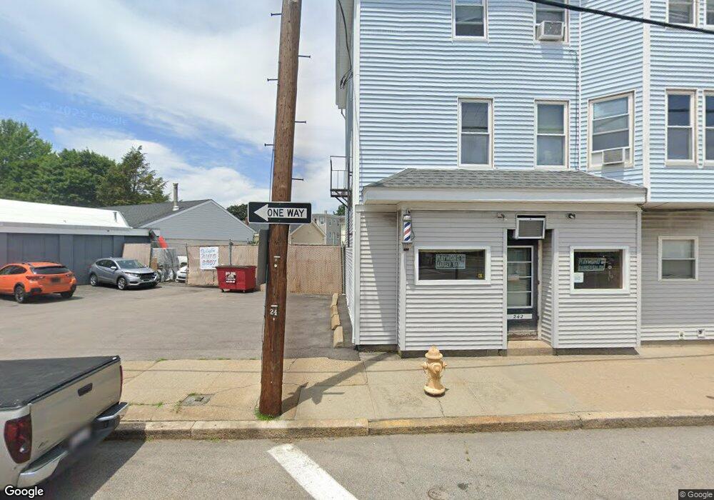 244 Kenyon Ave, Pawtucket, RI 02861 - photo 1