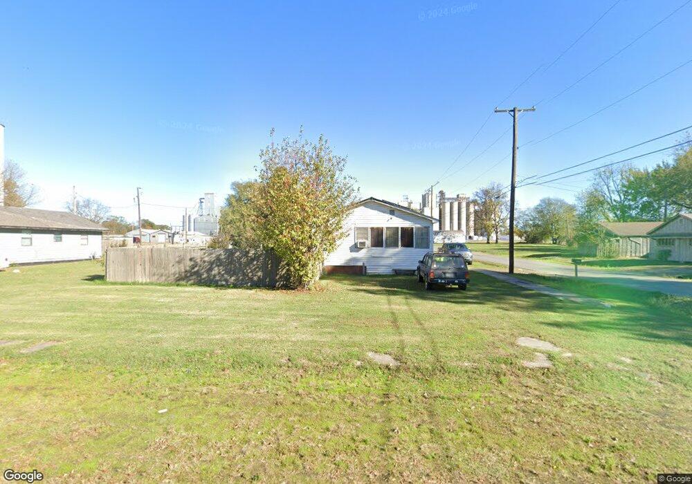 202 N Porter St, Stuttgart, AR 72160 - photo 1