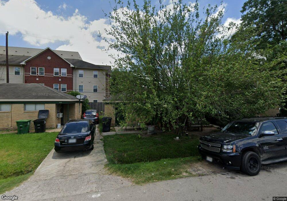 3841 Mount Pleasant St, Houston, TX 77021 - photo 1