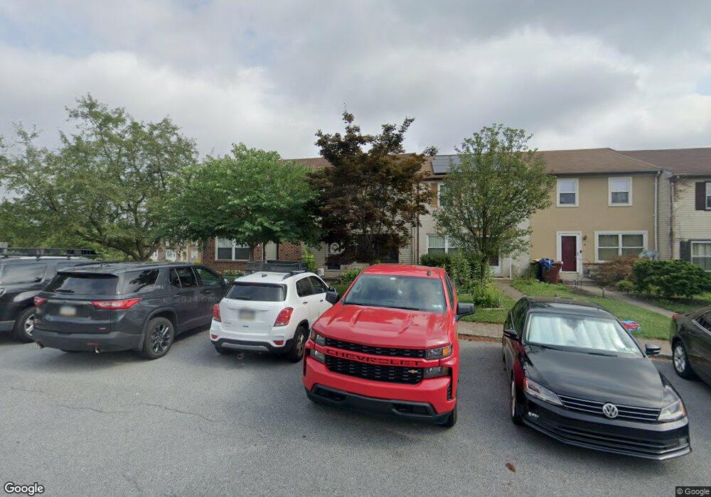 2 Eisenhower Cir, Whitehall, PA 18052 - photo 1