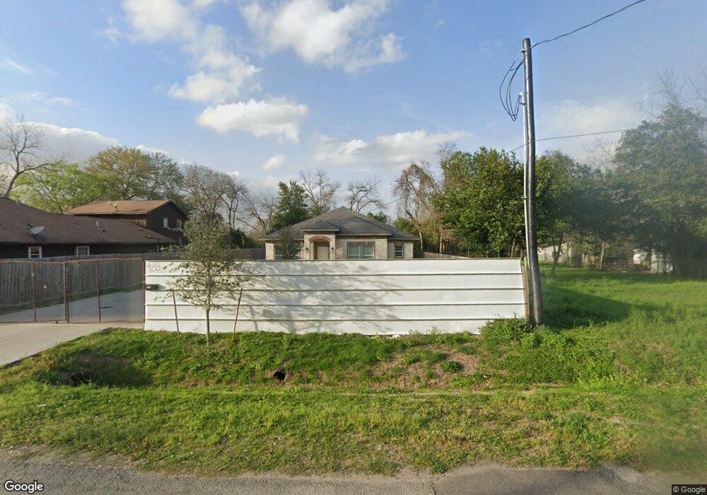 988 Wall St, Houston, TX 77088 - photo 1