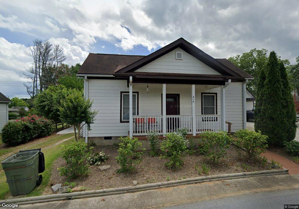 314 Verner St, Walhalla, SC 29691 - photo 1