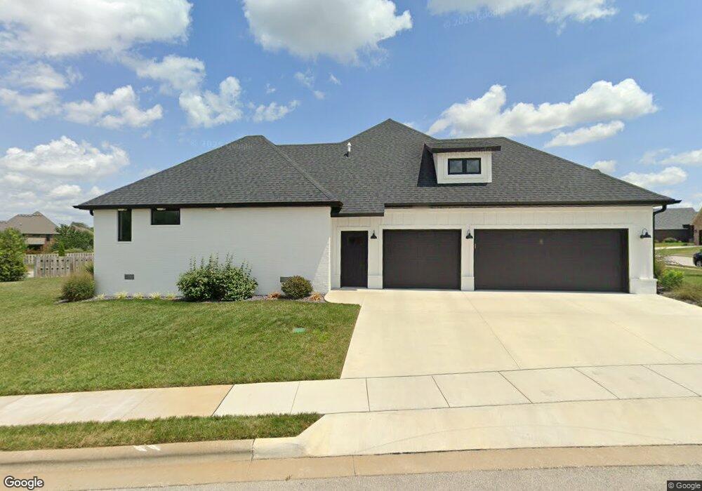 877 E Edenmore Cir, Nixa, MO 65714 - photo 1