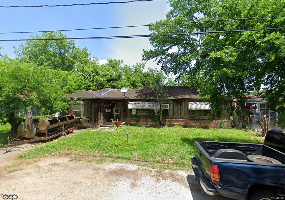 9318 Shoreham St, Houston, TX 77093 - photo 1