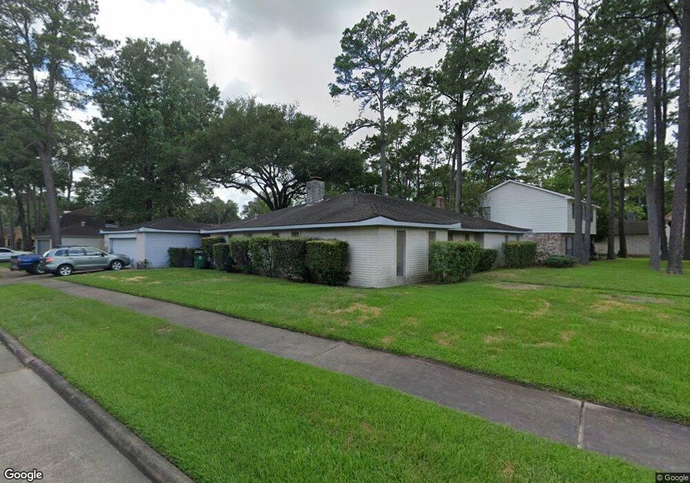 5923 Lawn Ln, Houston, TX 77088 - photo 1
