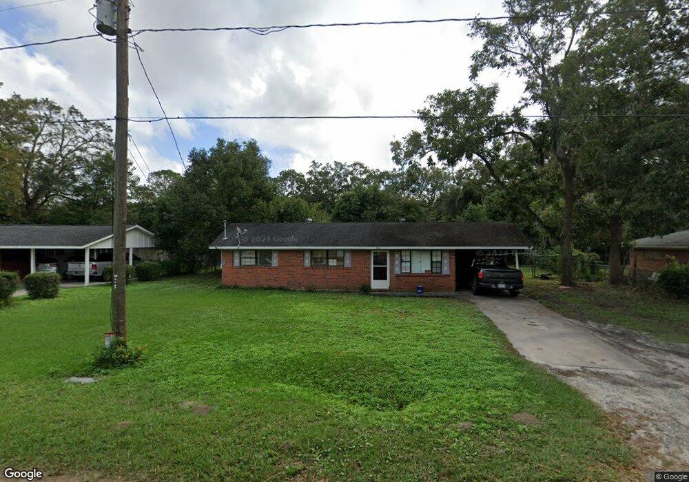 1916 6th St, Brunswick, GA 31520 - photo 1