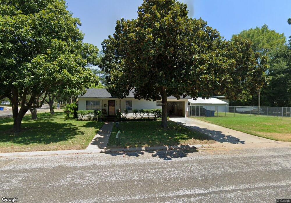 701 Camp St, Kilgore, TX 75662 - photo 1