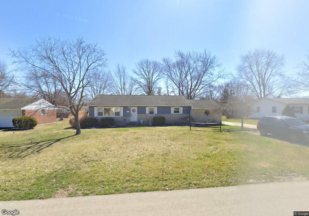 935 Van Kirk Dr, Marysville, OH 43040 - photo 1