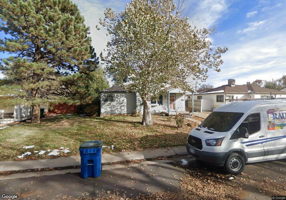 2332 Macon St, Aurora, CO 80010 - photo 1