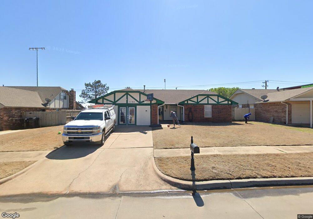 1100 NE 4th St, Moore, OK 73160 - photo 1