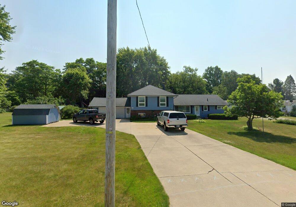 54082 Tulip Rd, New Carlisle, IN 46552 - photo 1