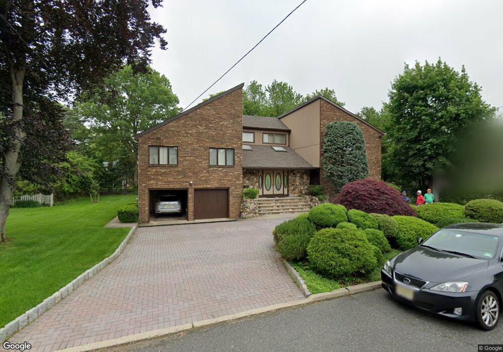17 Berkshire Place, Englewood Cliffs, NJ 07632 - photo 1