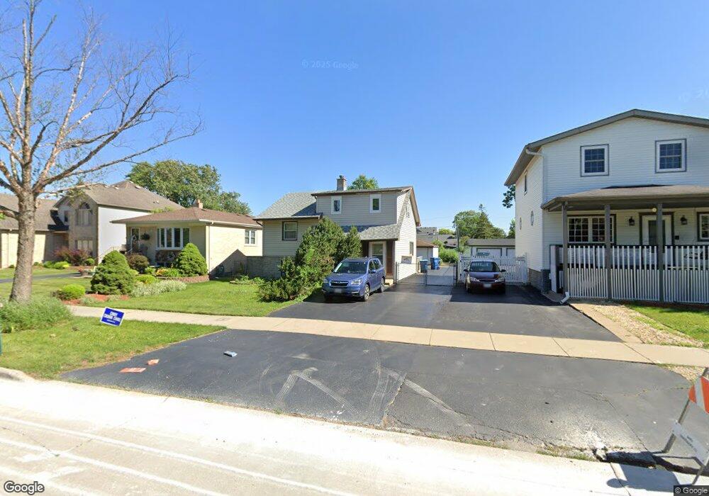 564 W Belden Ave, Elmhurst, IL 60126 - photo 1