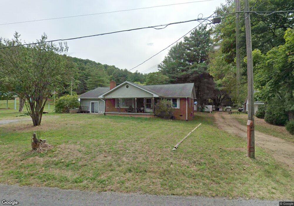 3014 Pine Grove Rd, Stanley, VA 22851 - photo 1