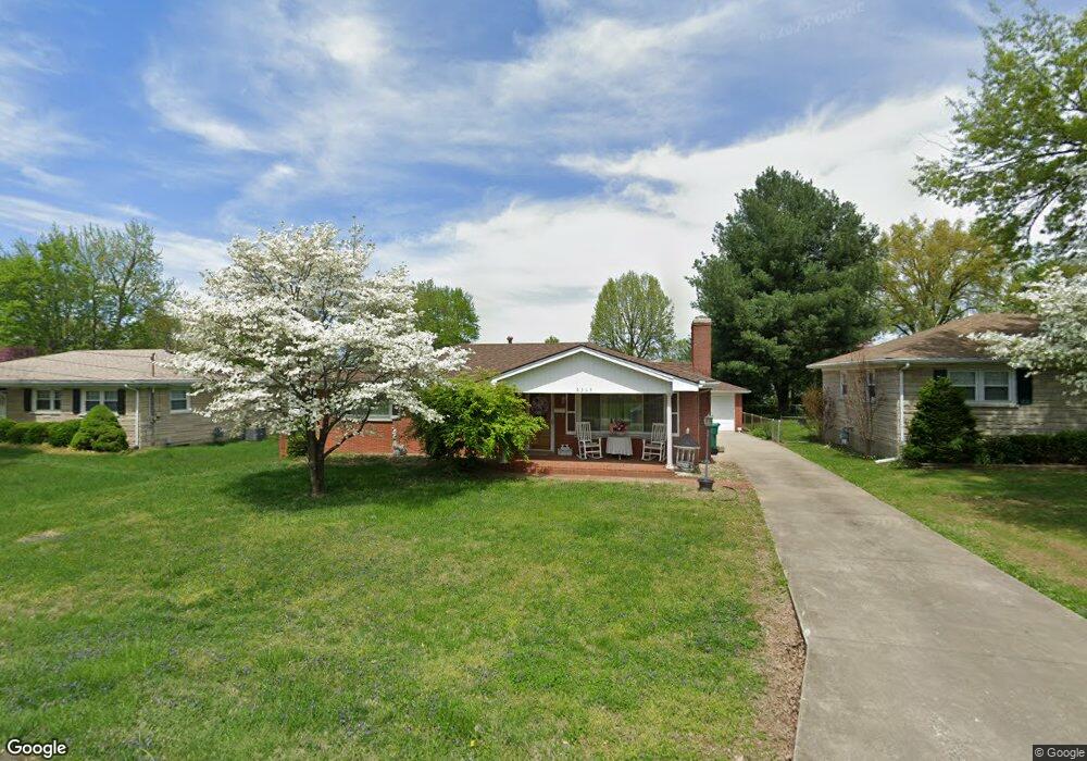 6303 Apex Dr, Louisville, KY 40219 - photo 1