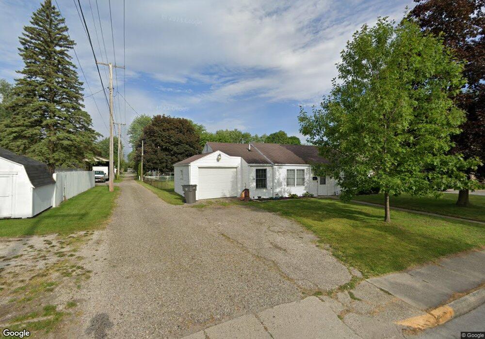 752 N Hartman St, Nappanee, IN 46550 - photo 1