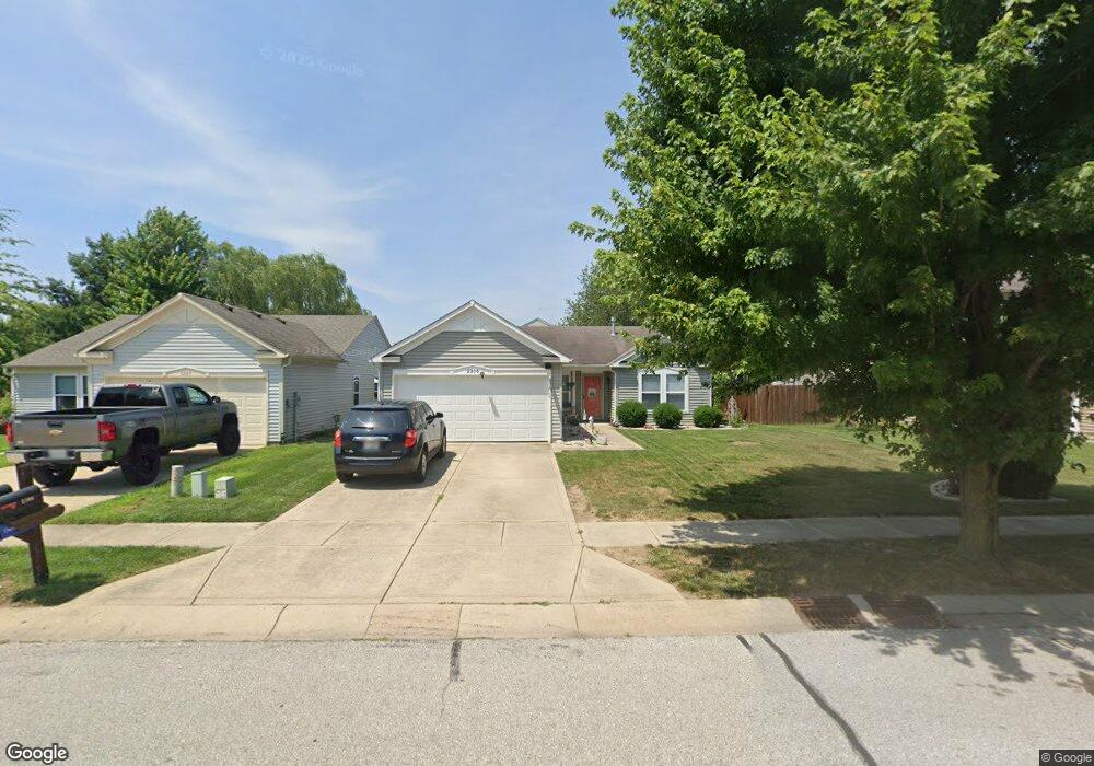 2308 Cedarmill Dr, Franklin, IN 46131 - photo 1