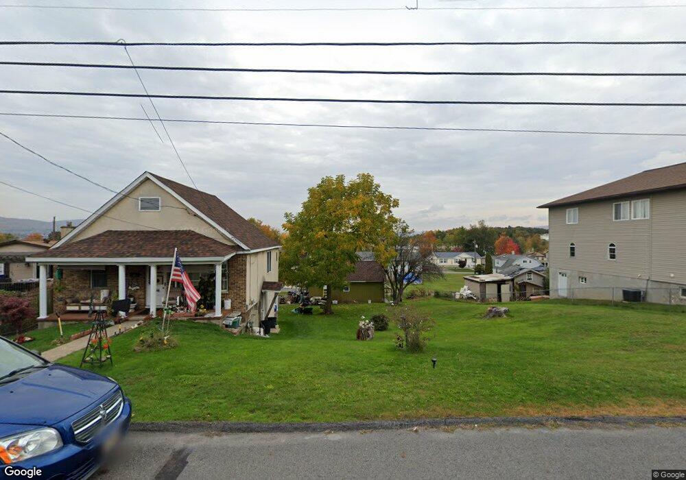21 Line St, Throop, PA 18512 - photo 1