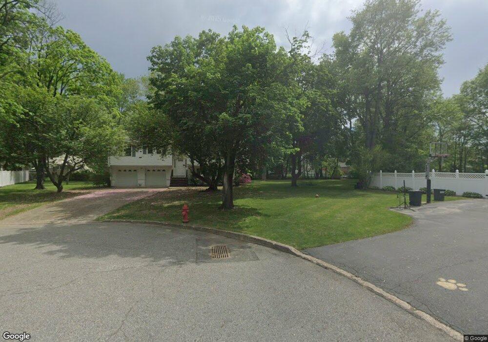 14 Chestnut Ct, Pequannock, NJ 07440 - photo 1