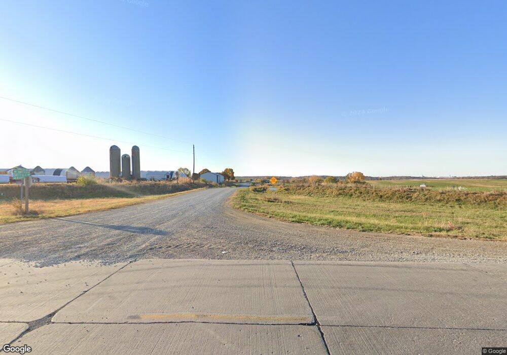 5427 Highway T 12 N, Newton, IA 50208 - photo 1