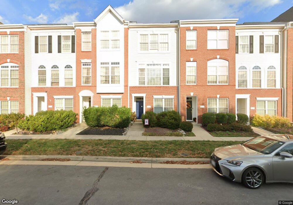 42628 Pine Forest Dr, Chantilly, VA 20152 - photo 1