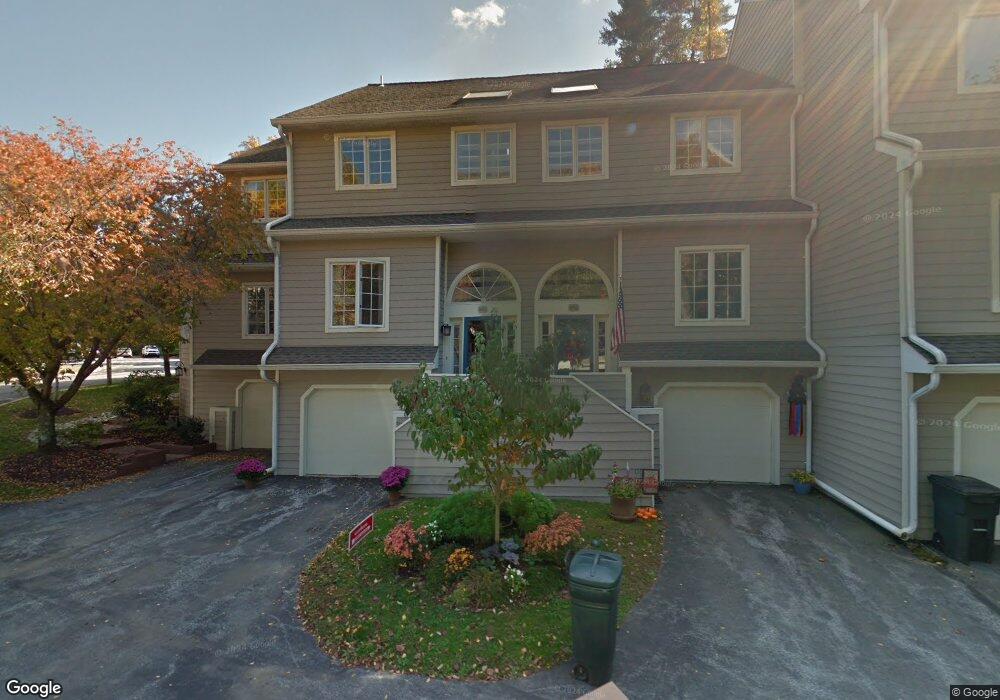 432 Wooded Way unit 17, Newtown Square, PA 19073 - photo 1