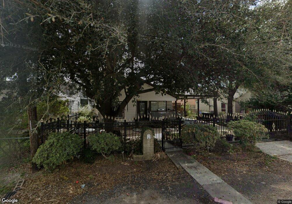46 Fichter St, Houston, TX 77022 - photo 1