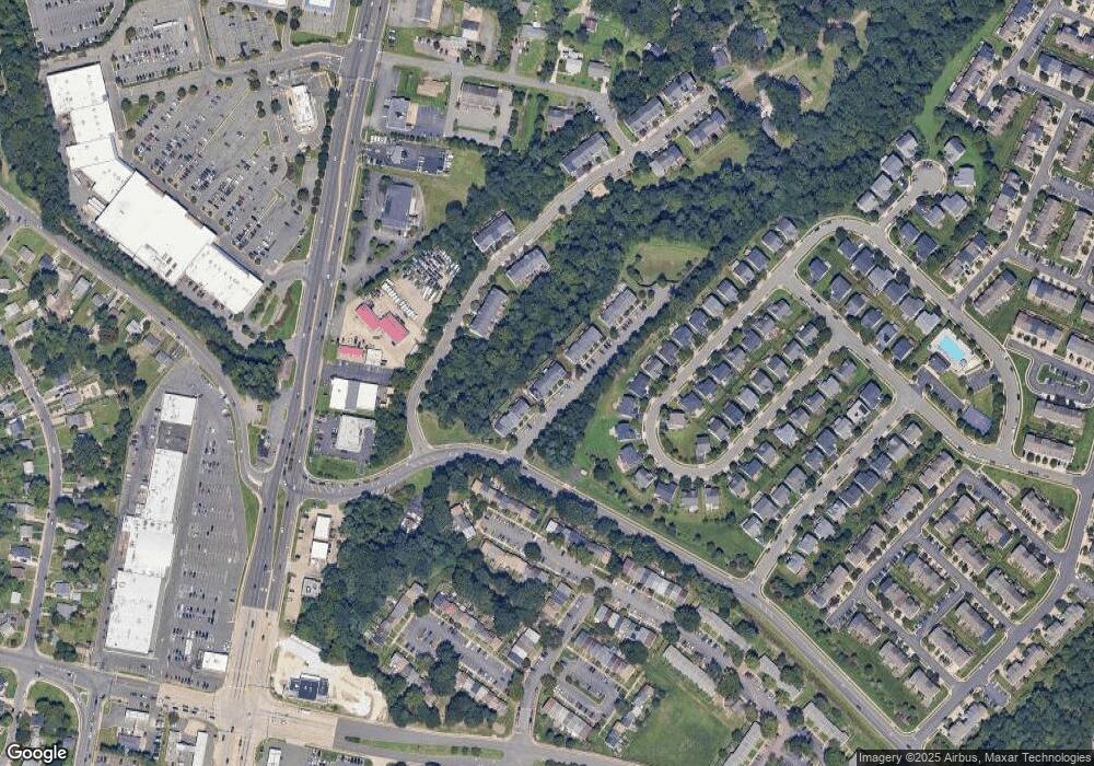 8268 Linblake Ct, Manassas, VA 20111 - photo 1