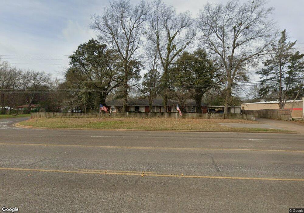 2913 S Henderson Blvd, Kilgore, TX 75662 - photo 1