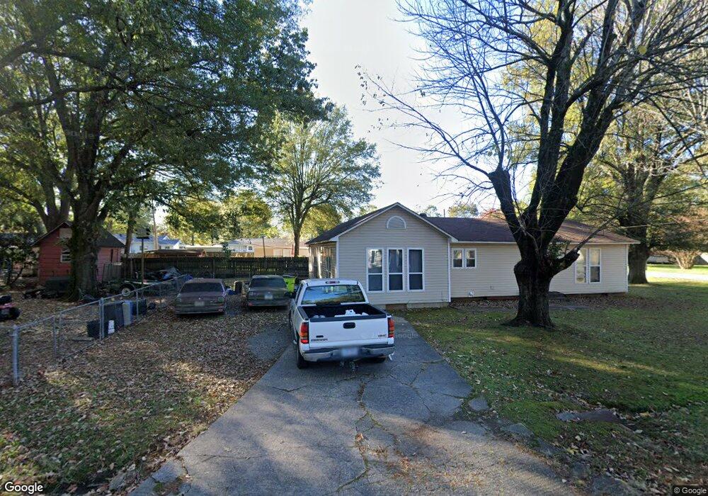 801 W 14th St, Stuttgart, AR 72160 - photo 1