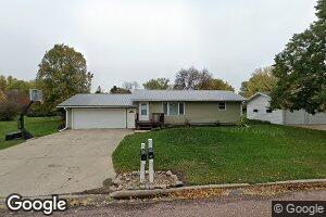 408 N Douglas St, Howard, SD 57349