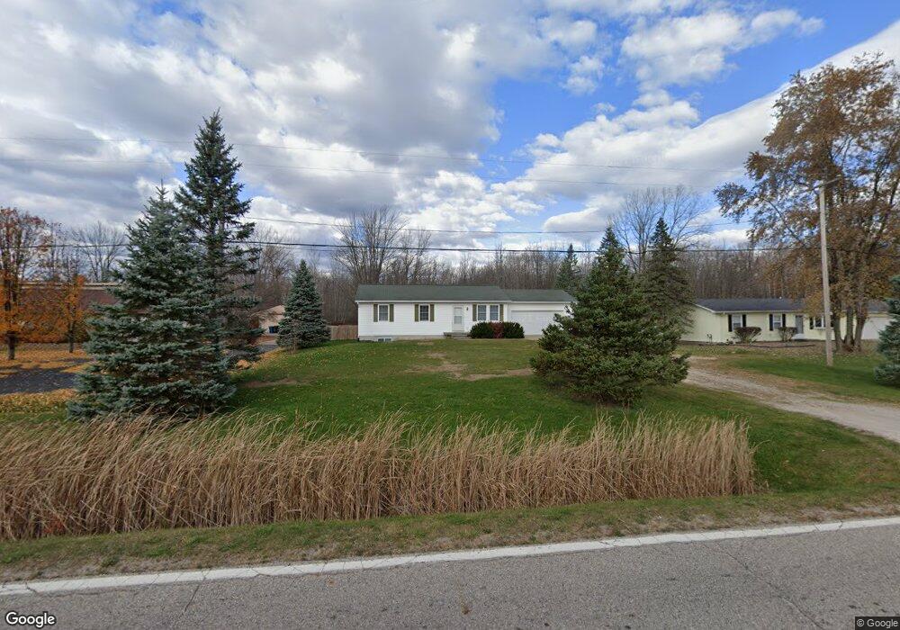 3419 E Hubbard Rd, Midland, MI 48642 - photo 1