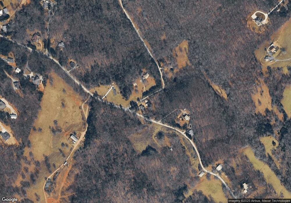 365 Barefoot Rd, Lula, GA 30554 - photo 1