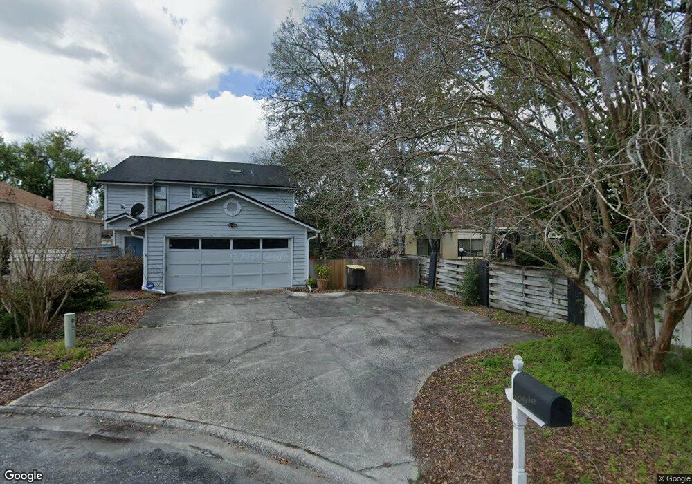 5447 Mariners Cove Dr, Jacksonville, FL 32210 - photo 1
