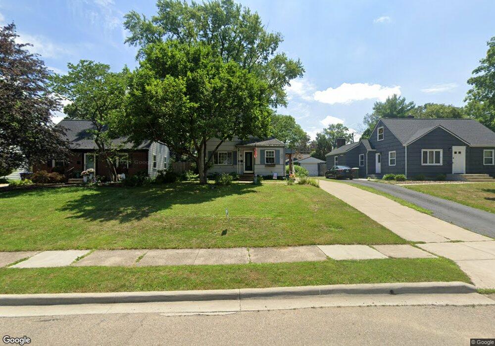 535 Chatham Rd, Columbus, OH 43214 - photo 1