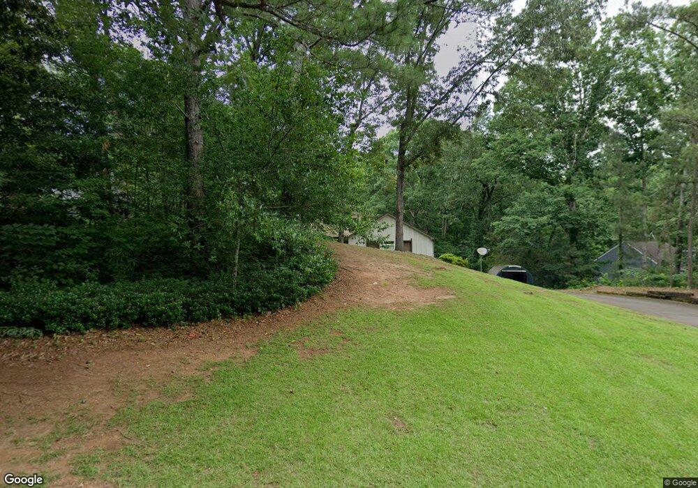 575 Periwinkle Dr, Roswell, GA 30075 - photo 1
